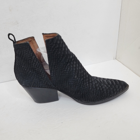 Jeffrey Campbell Bella Black Pointed Toe Leather Ankle Boots Size 10 - Picture 5 of 12